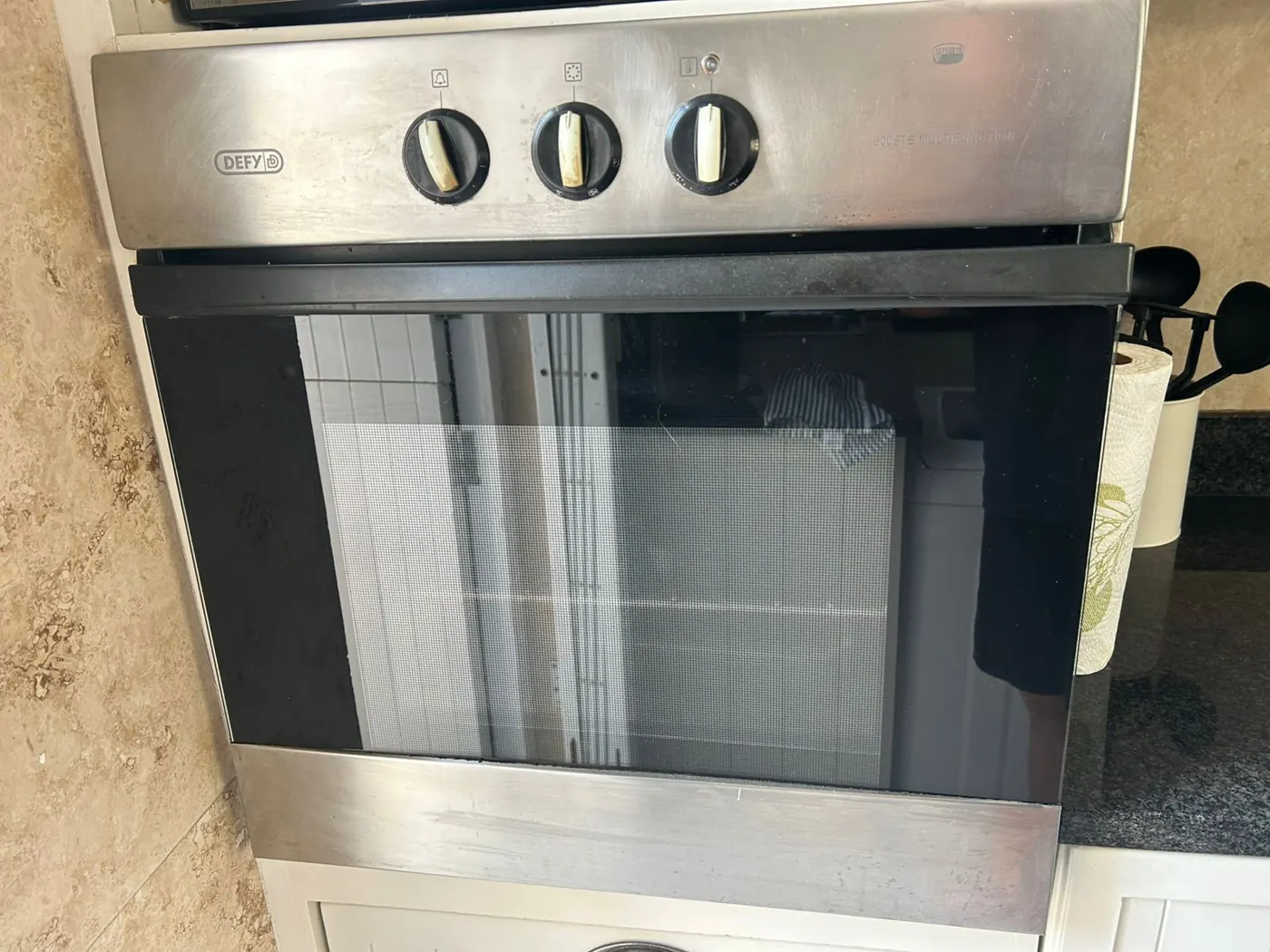 Oven Repair completed by an appliance repair technician in Hillcrest